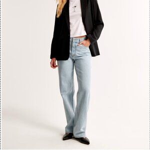 Abercrombie & Fitch Women's High Rise Loose Jeans